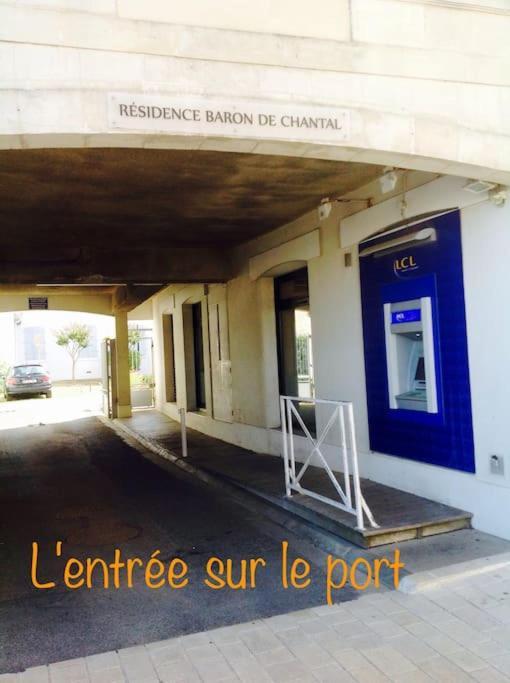 Eole, Idealement Situe Sur Le Port De St Martin De Re サン・マルタン・ド・レ エクステリア 写真